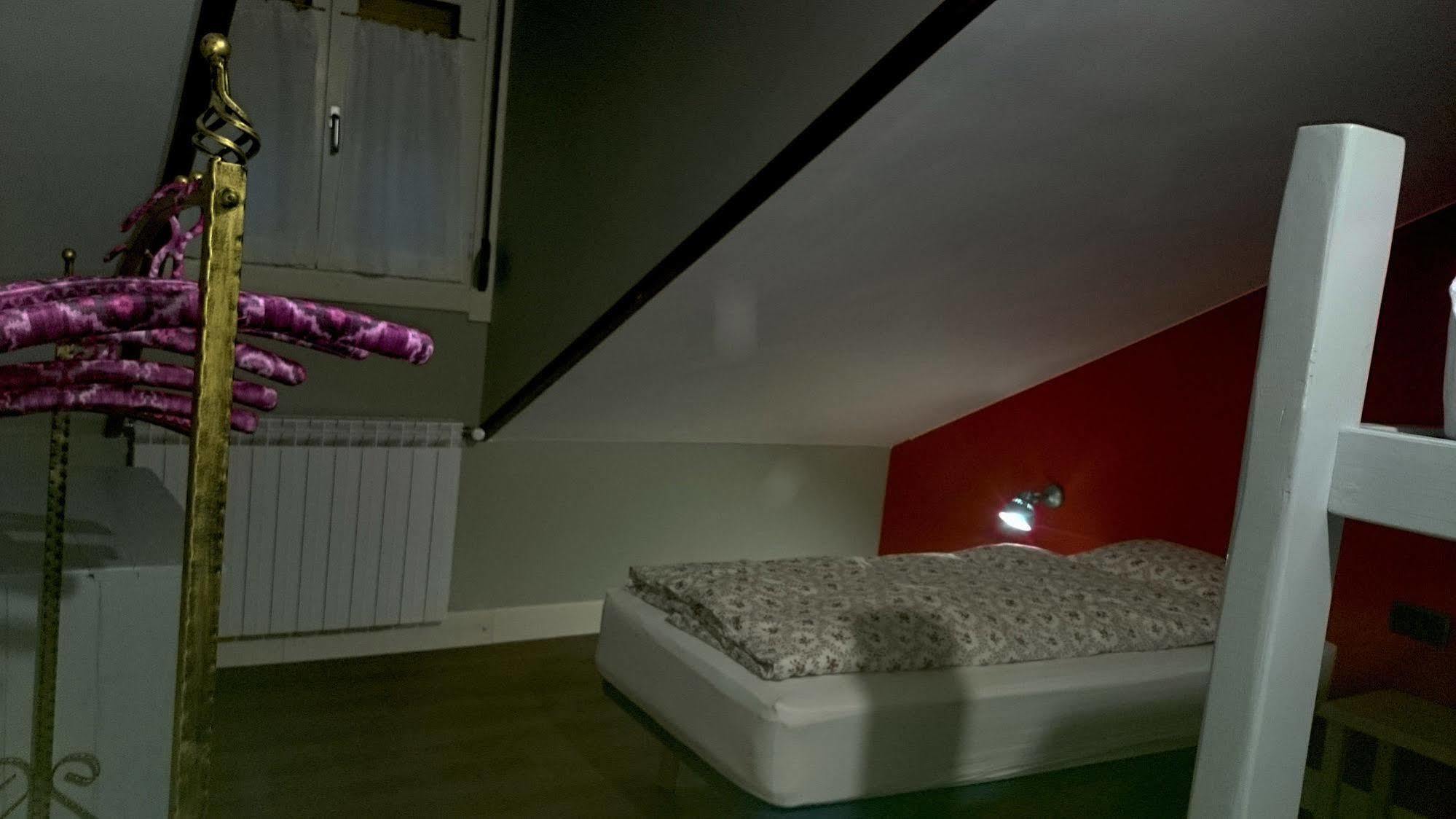 El Rincon De Andrea Apartamentos Biescas  Bagian luar foto