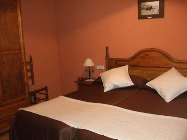 El Rincon De Andrea Apartamentos Biescas  Bagian luar foto